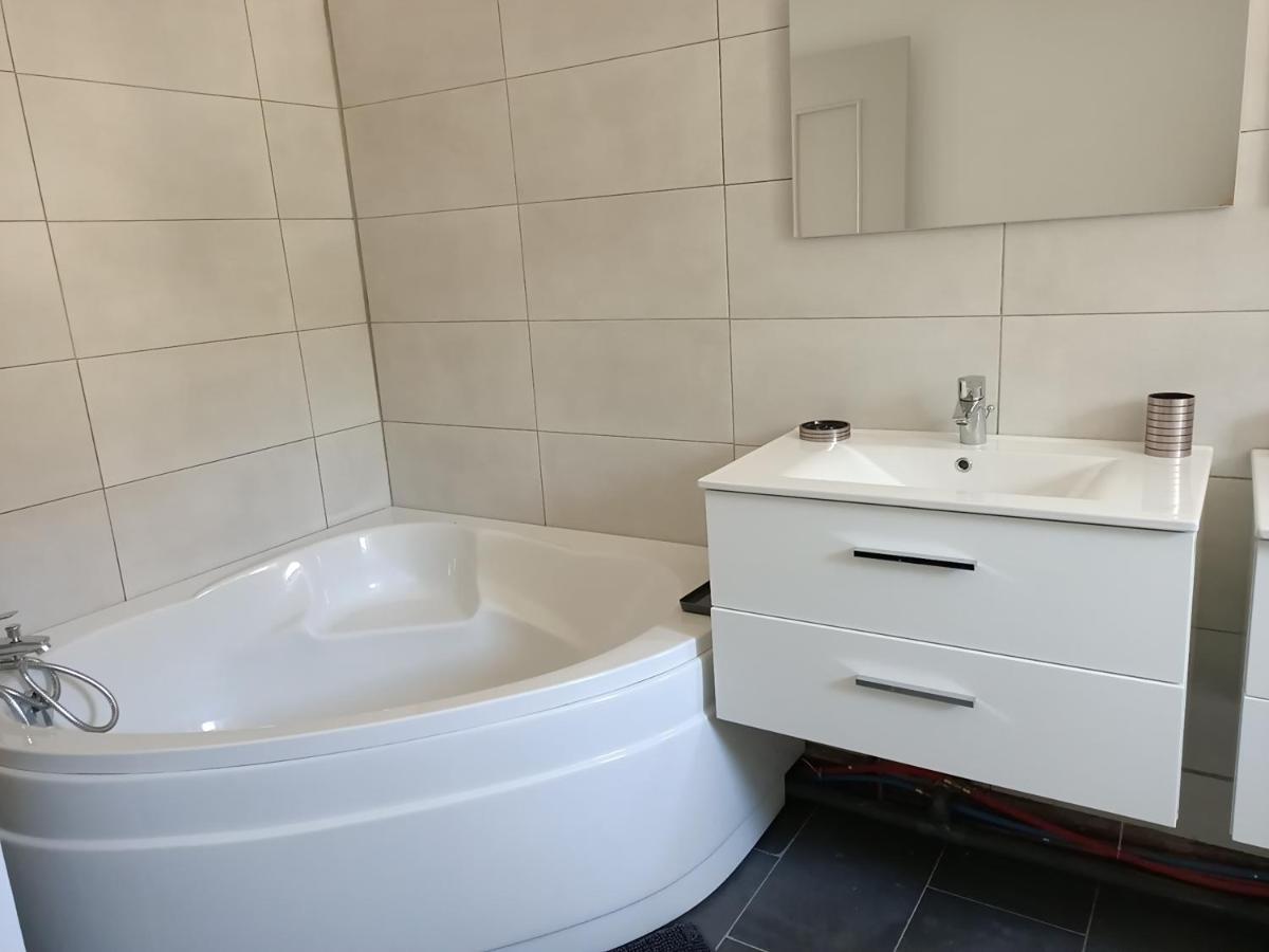Location Bord De Mer, Villa De Vacances 6-8 Personnes - Jardin Valras-Plage Kültér fotó