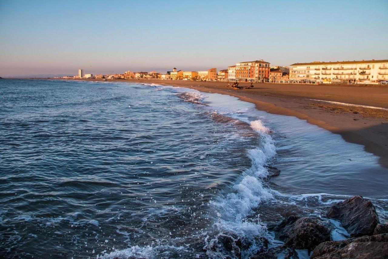 Location Bord De Mer, Villa De Vacances 6-8 Personnes - Jardin Valras-Plage Kültér fotó